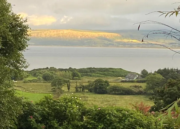 Cosy Donegal With Panoramic Sea Views Greencastle (Donegal)